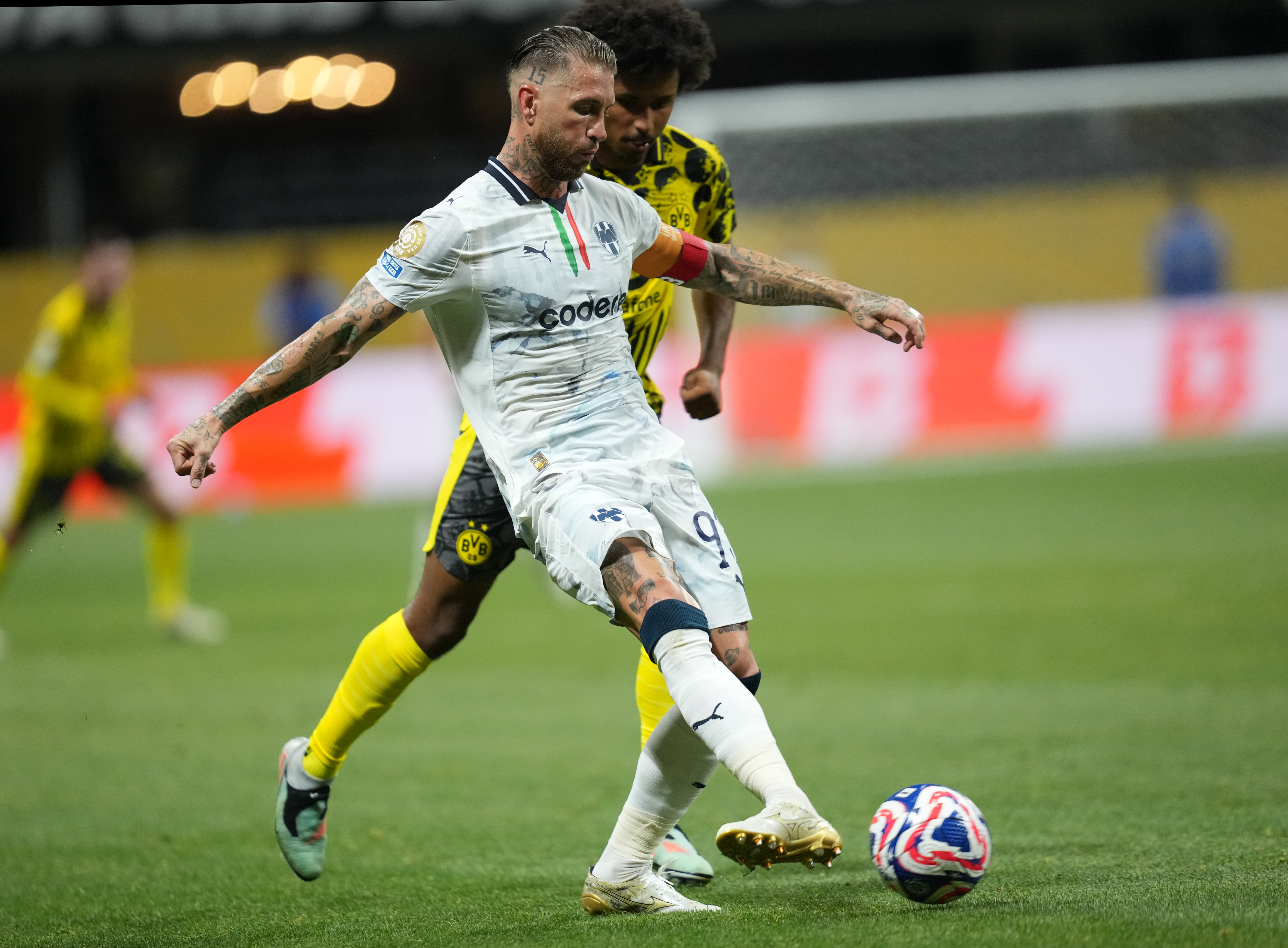 c7娱乐-多特蒙德止步八强,遭遇巴黎圣日耳曼淘汰了吗